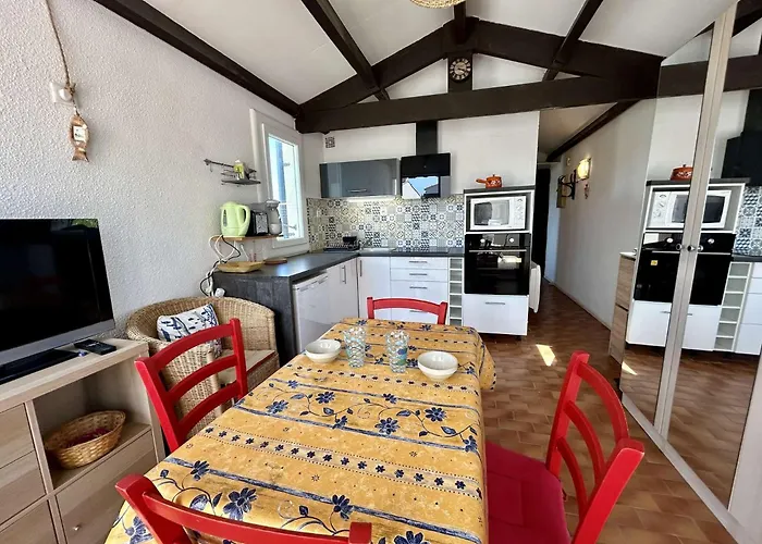 Apartment 4 Couchages St Cyprien Sc380-f274 *